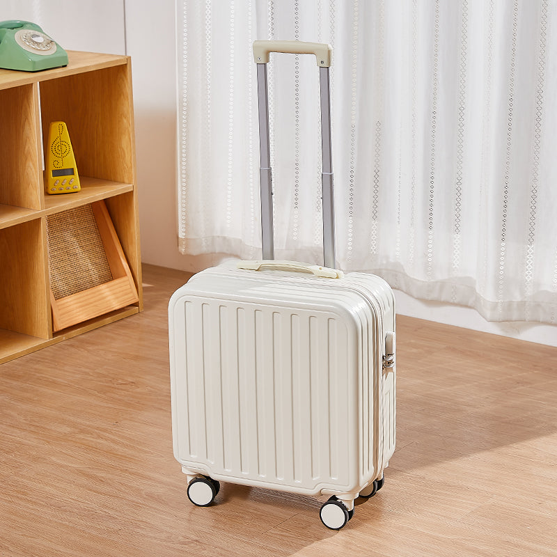 Flymax New York Fort Lightweight Cabin Suitcase 55x35x20 – Compact and Convenient Travel Luggage（副本）